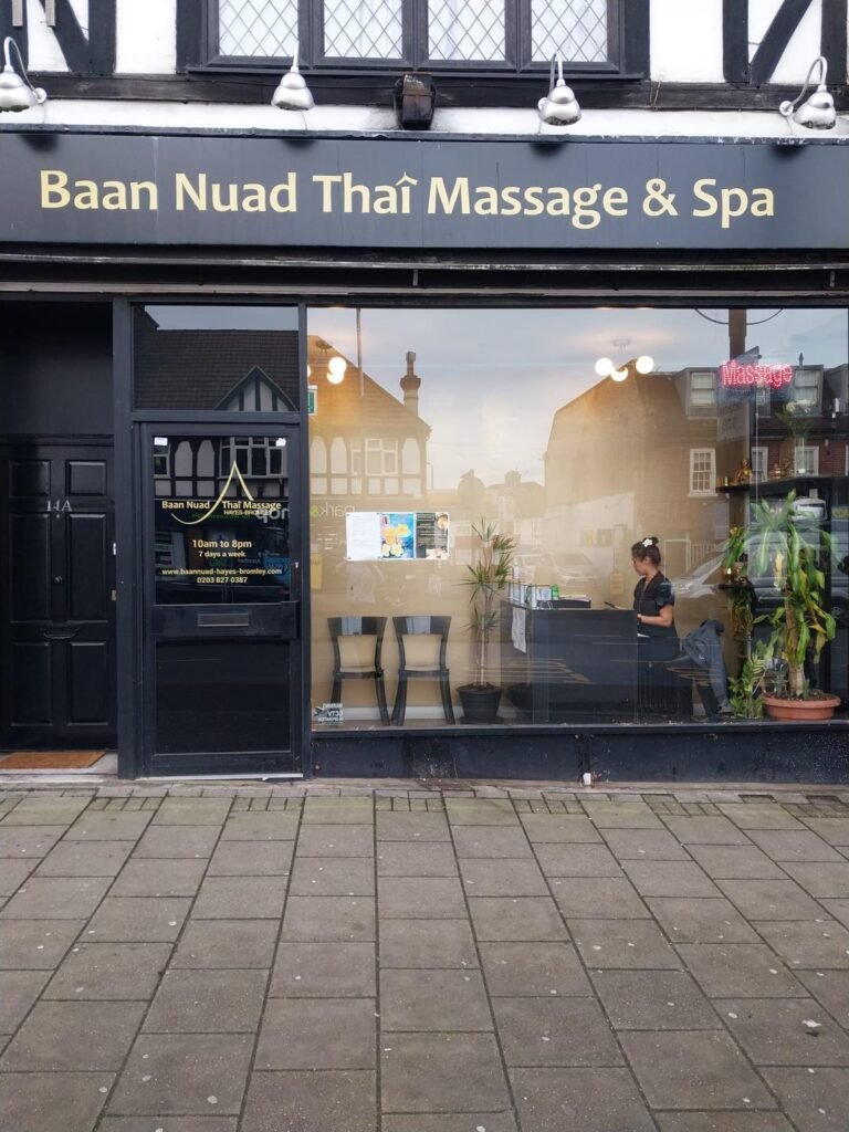 BaanNuad_Hayes_Kent_BR2-7EH-1